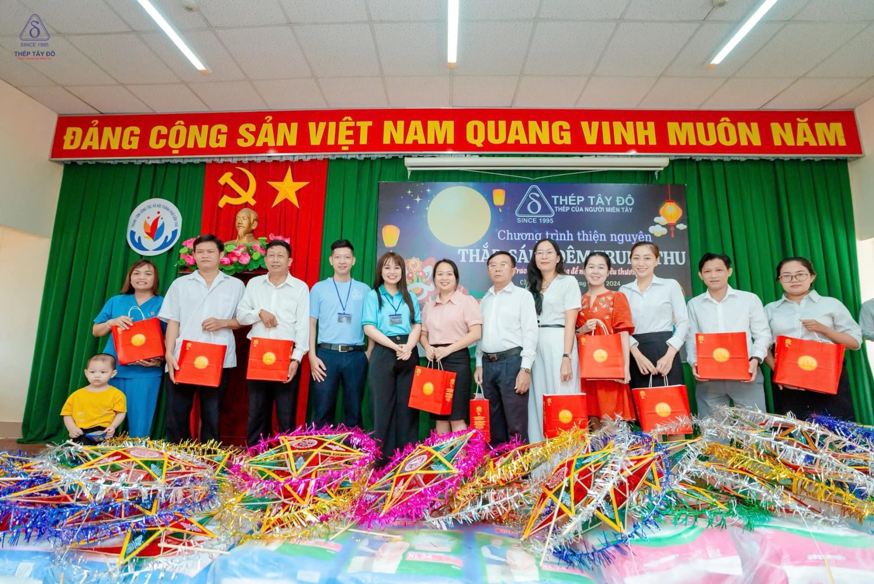 ​  THẮP SÁNG ĐÊM TRUNG THU  ​